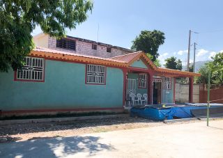 Het nieuwe kantoorgebouw in Port-au-Prince