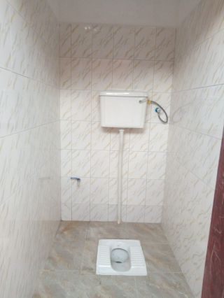 17 sanitaire blok hurktoilet